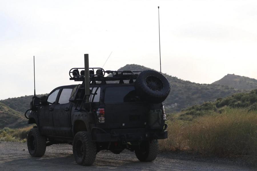  Toyota Tundra CrewMax 4x4 Zombie Apocalypse 2013 года  (фото 77 из 461)